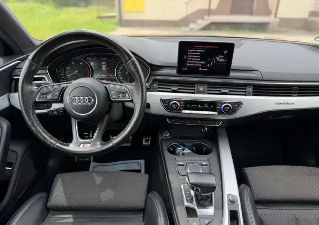 AUDI A4 Avant 2.0 TDI DPF clean diesel quattro S tronic S line Sportpaket
