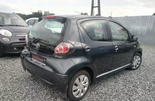 TOYOTA Aygo 