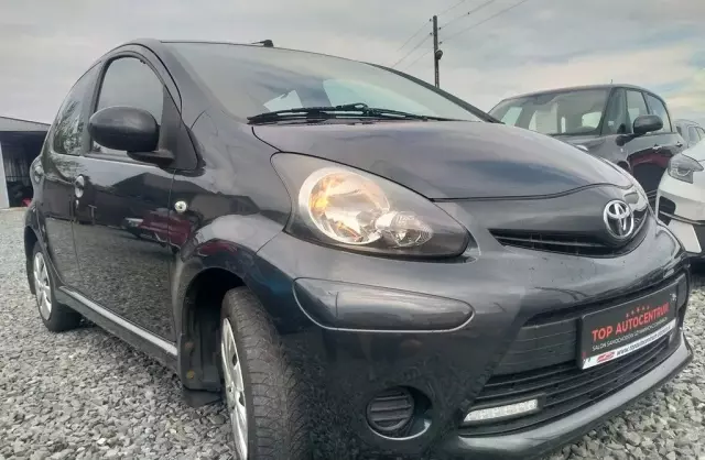 TOYOTA Aygo 