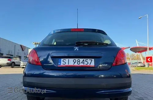 PEUGEOT 207 