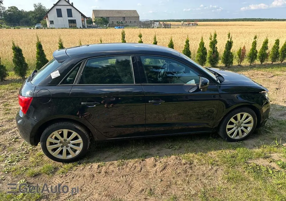 AUDI A1 Sportback 1.6 TDI Attraction