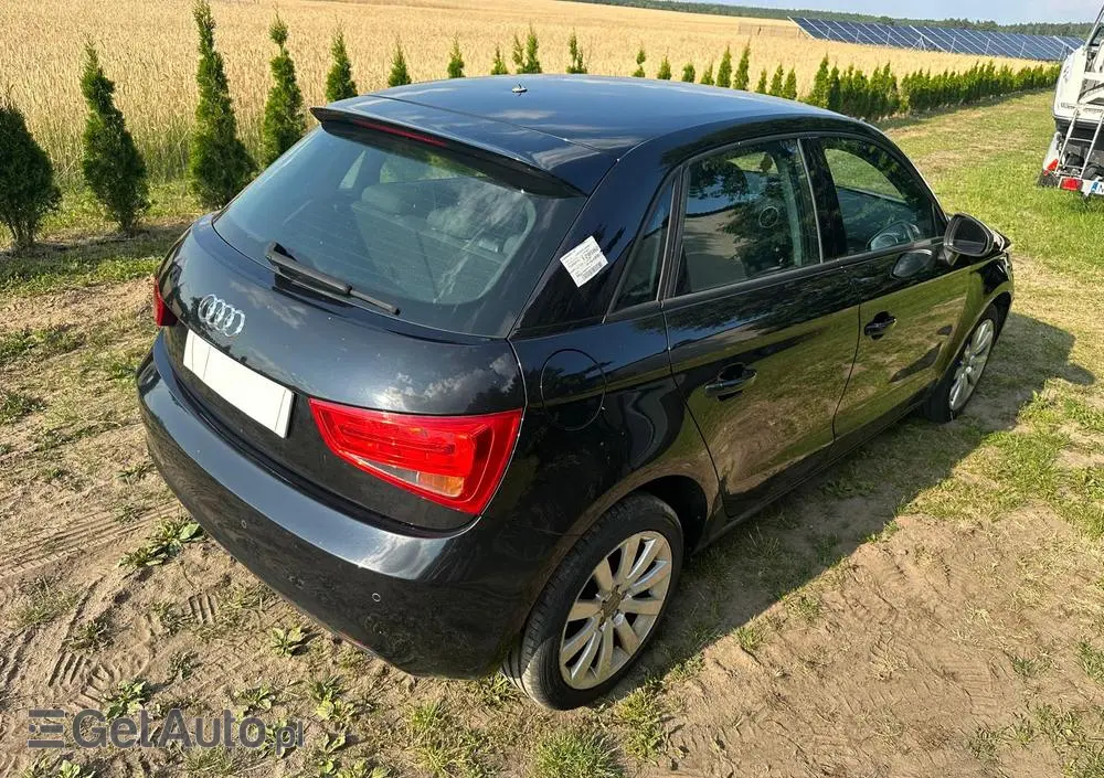 AUDI A1 Sportback 1.6 TDI Attraction