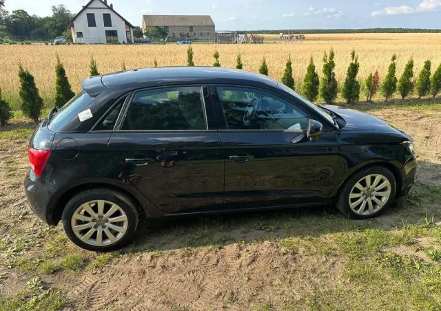 AUDI A1 Sportback 1.6 TDI Attraction