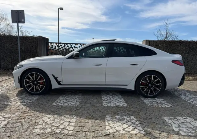 BMW Seria 4 M440i xDrive