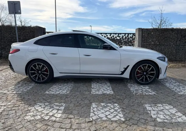 BMW Seria 4 M440i xDrive