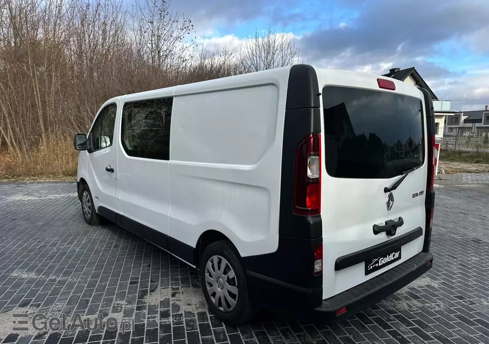 RENAULT TRAFIC 