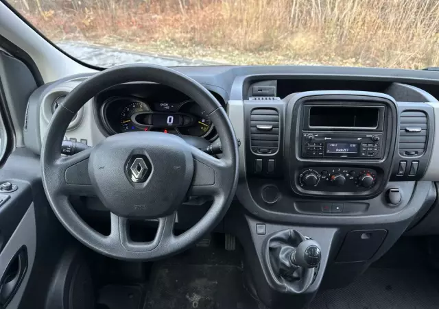 RENAULT TRAFIC 