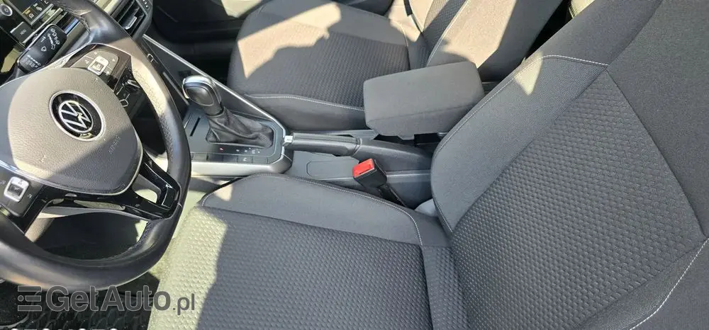 VOLKSWAGEN Polo 1.0 TSI Life DSG