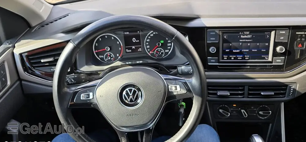 VOLKSWAGEN Polo 1.0 TSI Life DSG