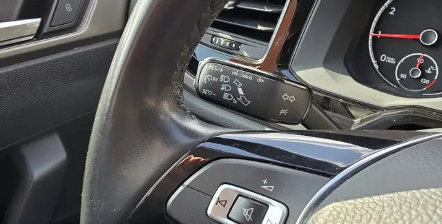 VOLKSWAGEN Polo 1.0 TSI Life DSG