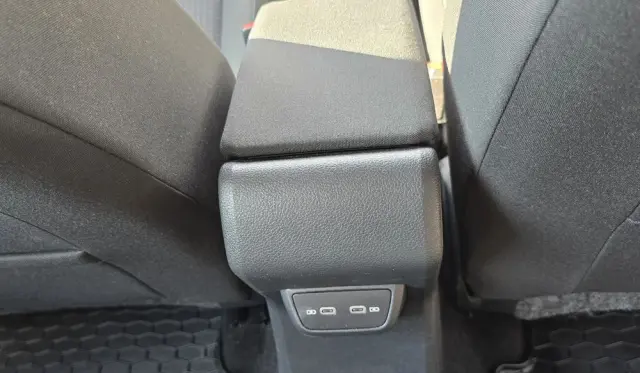 VOLKSWAGEN Polo 1.0 TSI Life DSG