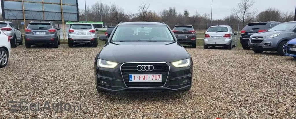 AUDI A4 