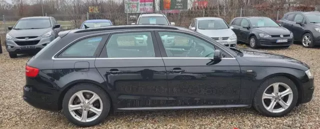 AUDI A4 