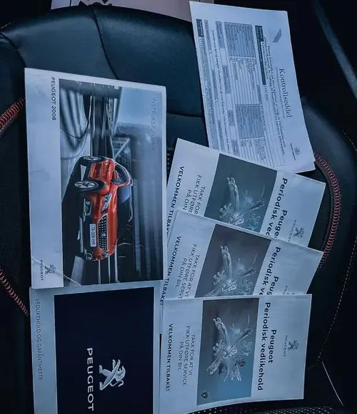 PEUGEOT 2008 