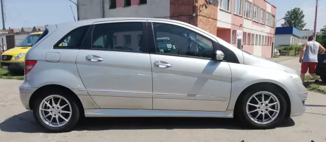 MERCEDES-BENZ Klasa B 