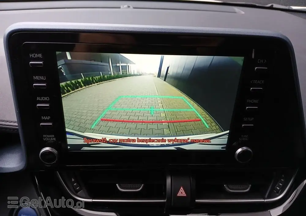 TOYOTA C-HR 2.0 Hybrid Selection