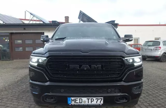 DODGE RAM 