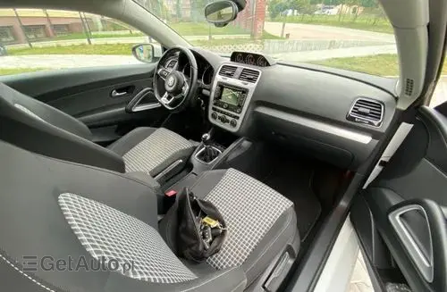VOLKSWAGEN Scirocco 