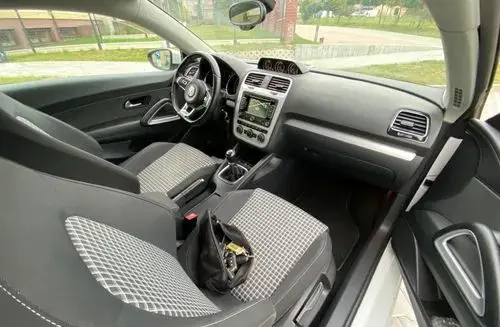 VOLKSWAGEN Scirocco 