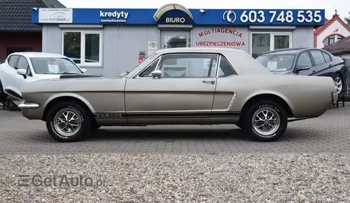 FORD Mustang 