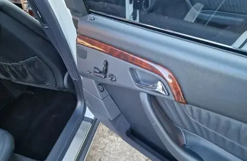 MERCEDES-BENZ Klasa S 