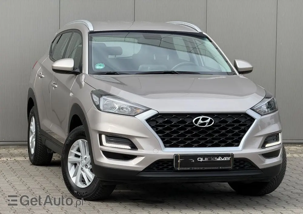 HYUNDAI Tucson 
