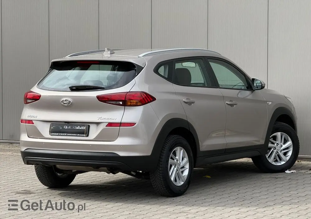 HYUNDAI Tucson 