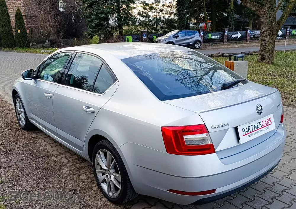 SKODA Octavia 1.5 TSI ACT Style DSG