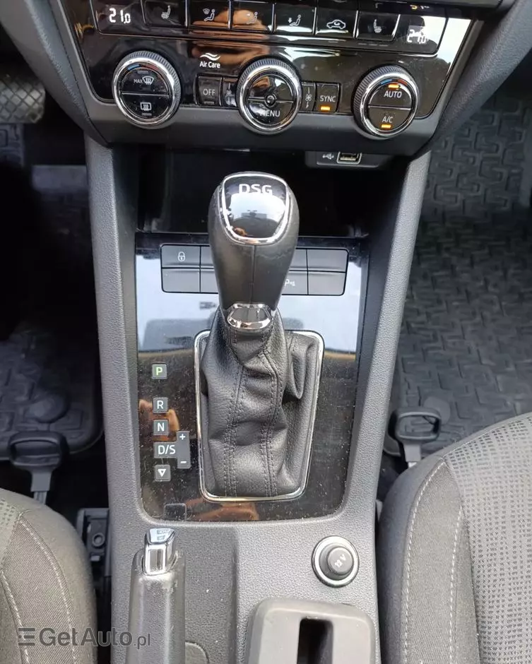 SKODA Octavia 1.5 TSI ACT Style DSG