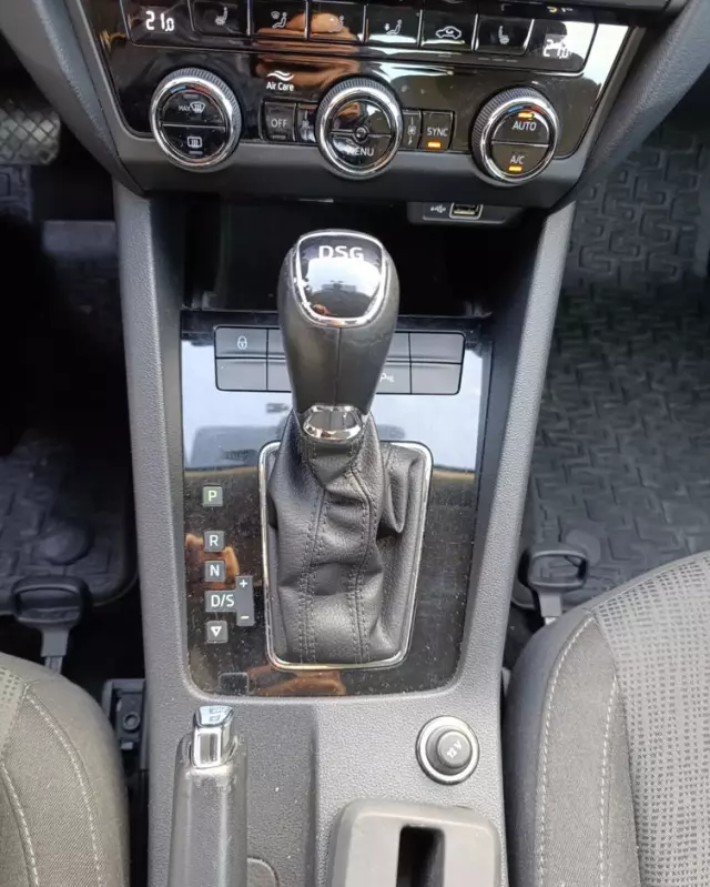 SKODA Octavia 1.5 TSI ACT Style DSG