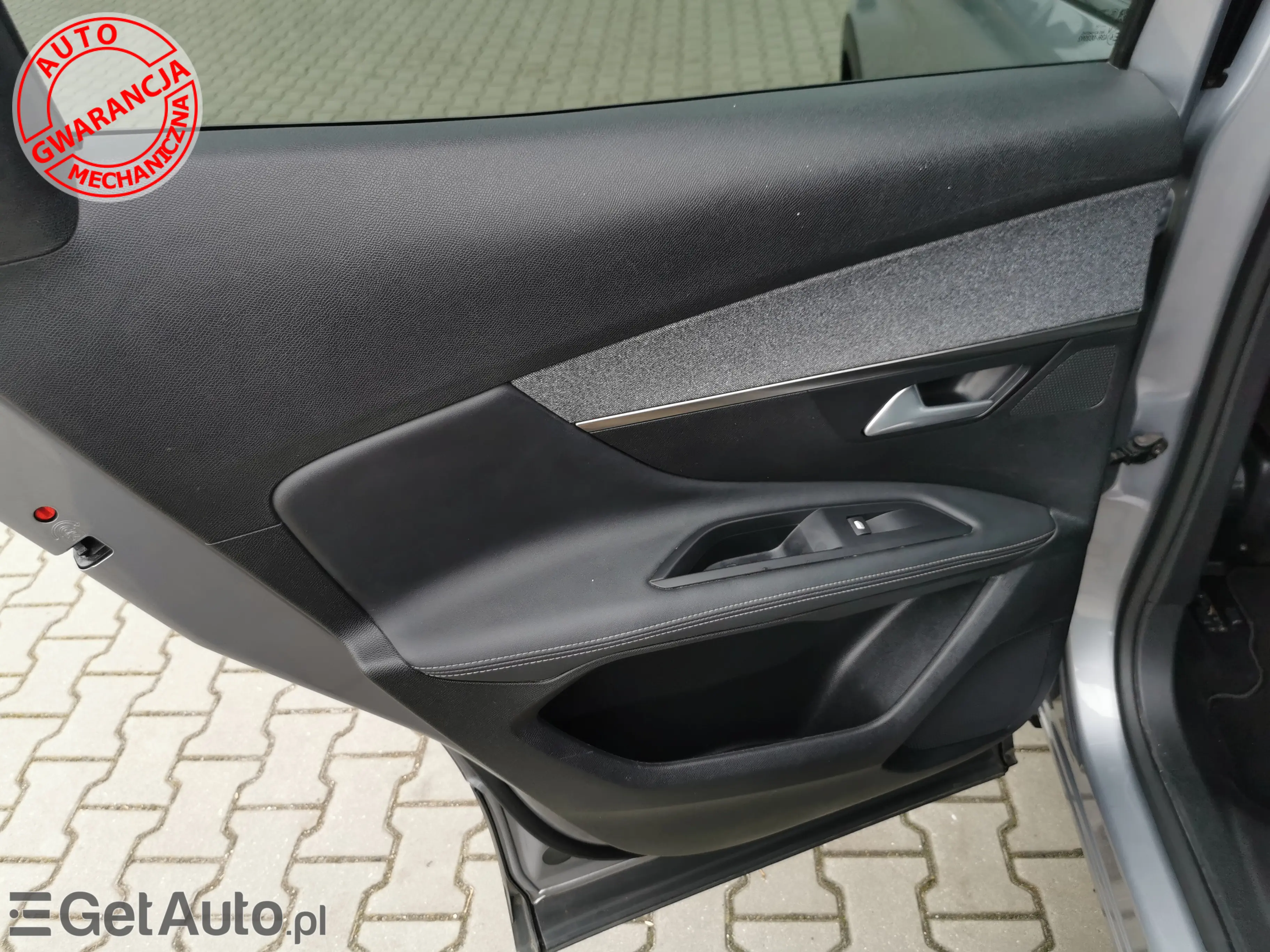 PEUGEOT 3008 Allure 130 S&S Aut.