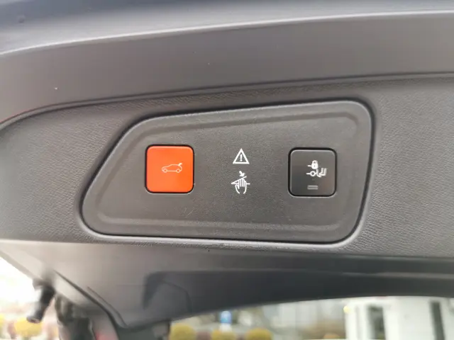 PEUGEOT 3008 Allure 130 S&S Aut.