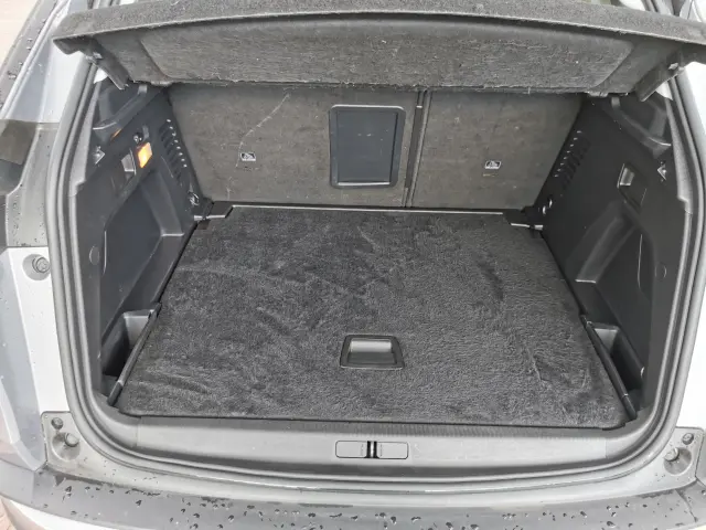 PEUGEOT 3008 Allure 130 S&S Aut.