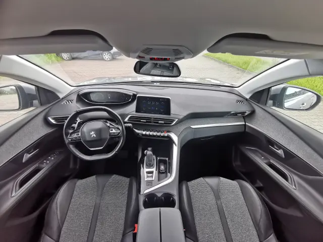 PEUGEOT 3008 Allure 130 S&S Aut.
