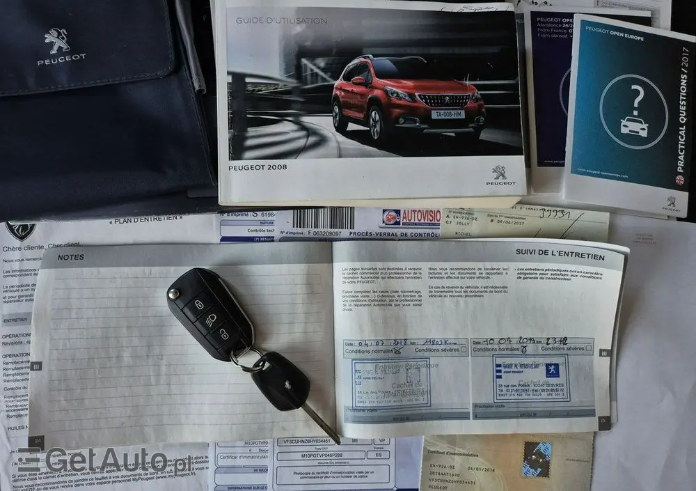 PEUGEOT 2008 