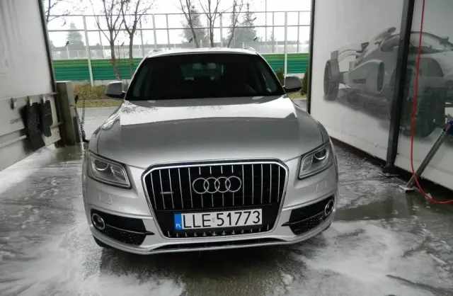 AUDI Q5 