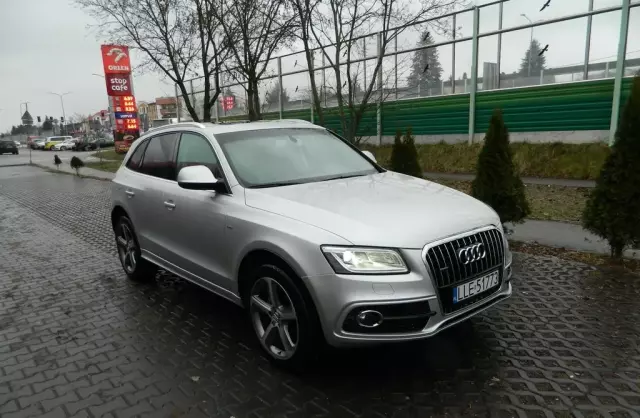 AUDI Q5 