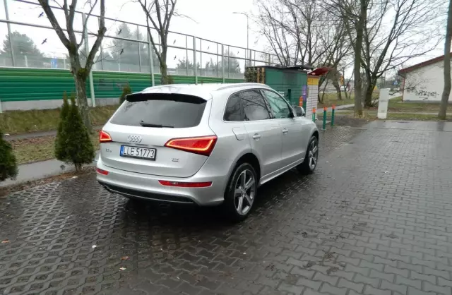 AUDI Q5 