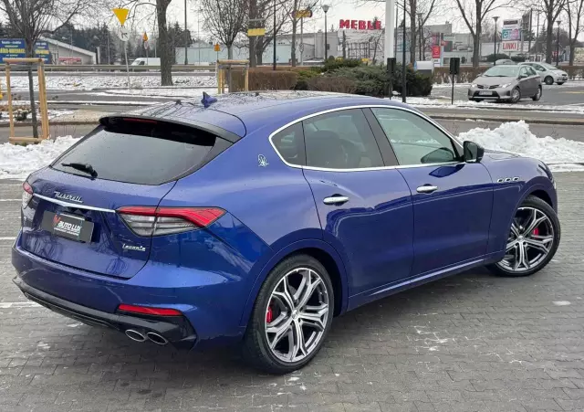 MASERATI Levante Q4