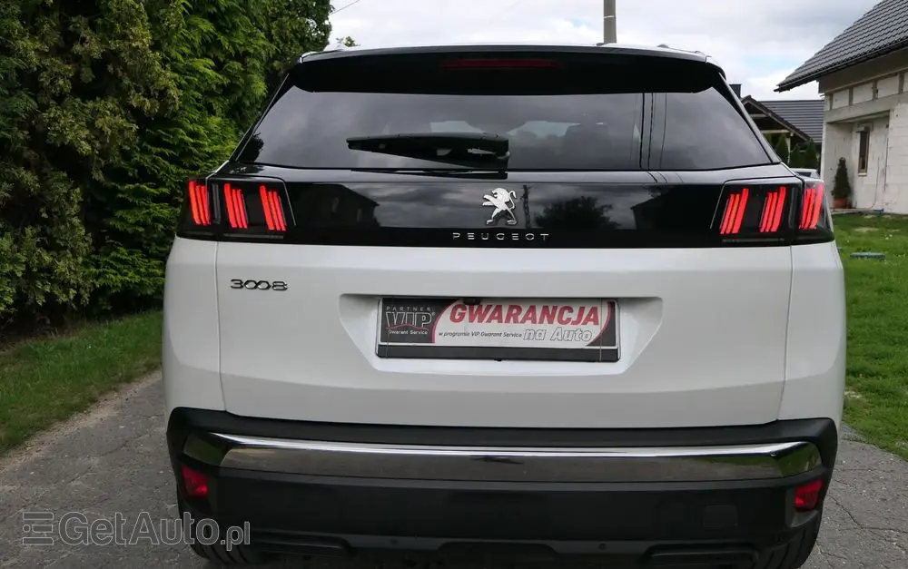 PEUGEOT 3008 1.5 BlueHDi Allure S&S EAT8