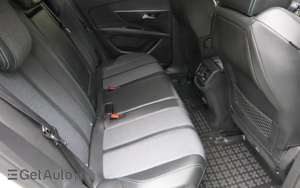 PEUGEOT 3008 1.5 BlueHDi Allure S&S EAT8