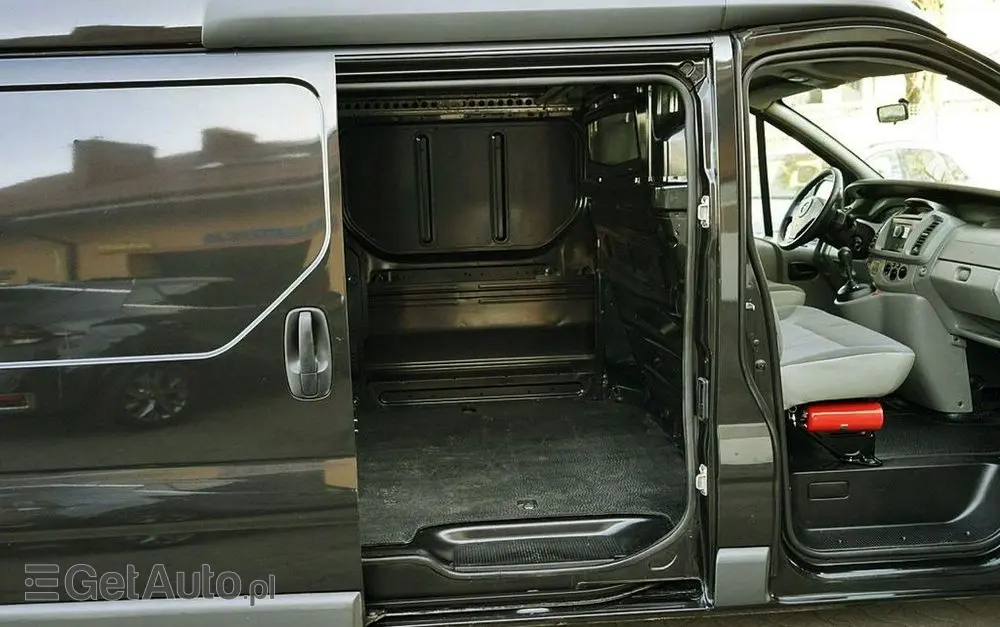 OPEL Vivaro 