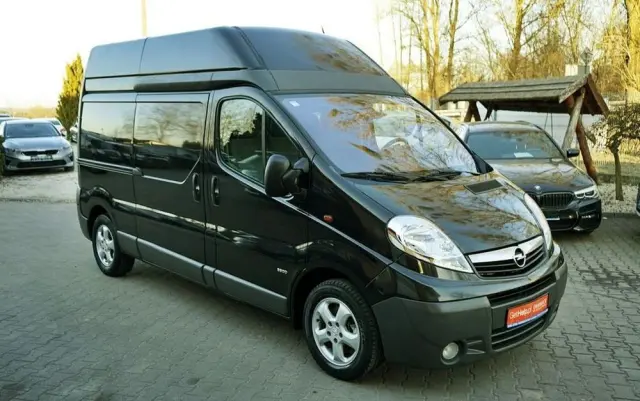 OPEL Vivaro 