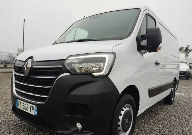 RENAULT Master 