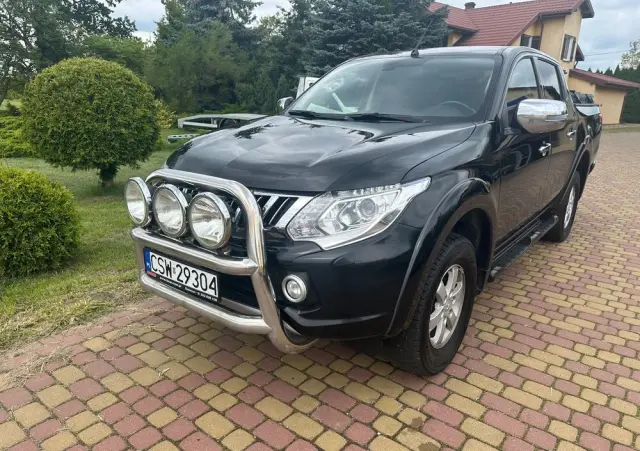MITSUBISHI L200 2.4 d DC Intense Plus EU6