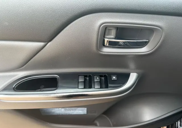 MITSUBISHI L200 2.4 d DC Intense Plus EU6