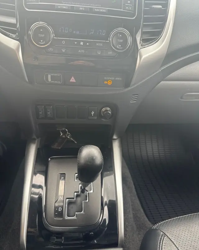 MITSUBISHI L200 2.4 d DC Intense Plus EU6