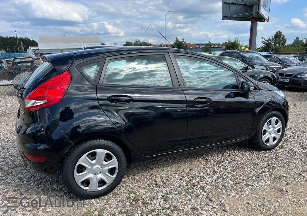 FORD Fiesta 1.25 Champions Edition