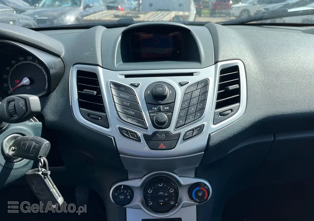 FORD Fiesta 1.25 Champions Edition