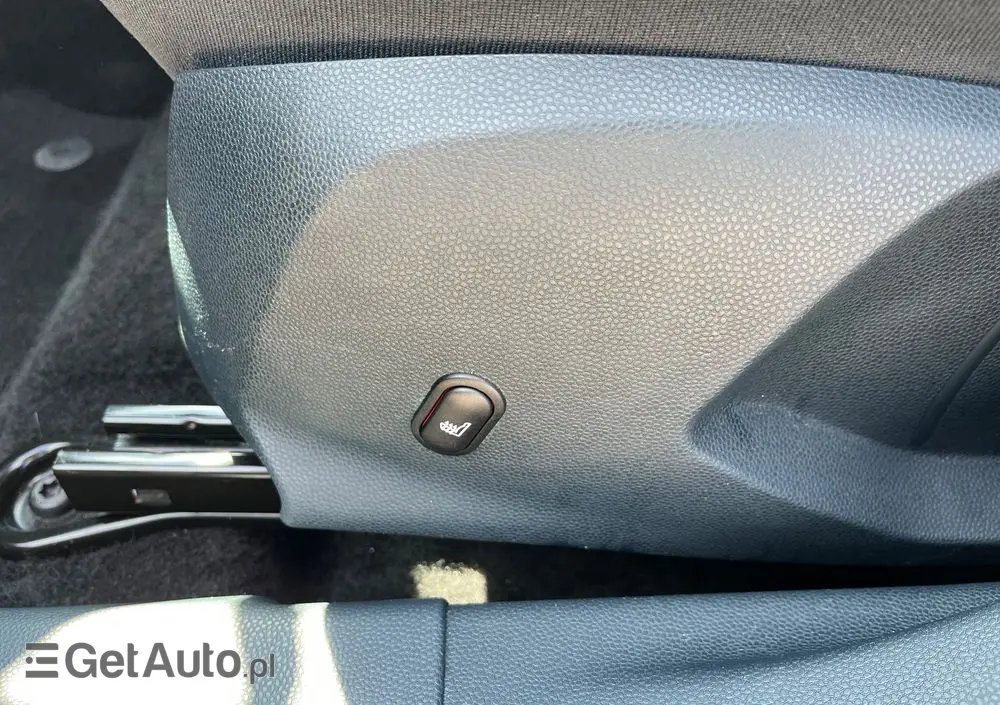 FORD Fiesta 1.25 Champions Edition